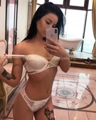 Анкета проститутки Лаура - метро Орехово-Борисово Южное, возраст - 21